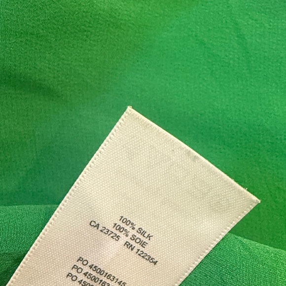 Babaton silk Vibrant Green blouse - Picture 3 of 3